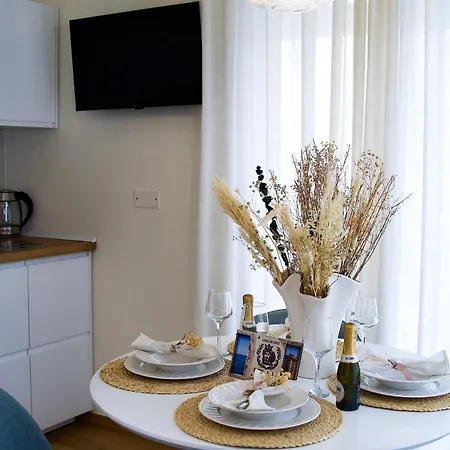Pietrenere Charming Apartamento *